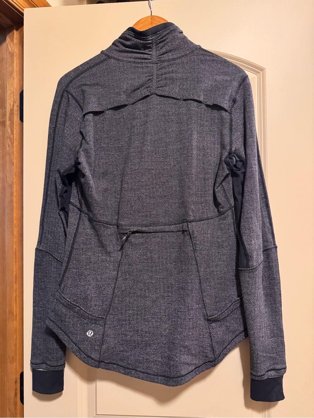 Lululemon Half Zip - Picture 2 of 3